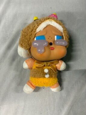 I'll Bring You A Flower - CRYBABY Crying Again Series Vinyl Face Plush